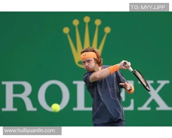 上海排球队在大师赛中的个人能力展现与战术配合分析 上海排球队在大师赛中的个人能力展现与战术配合分析