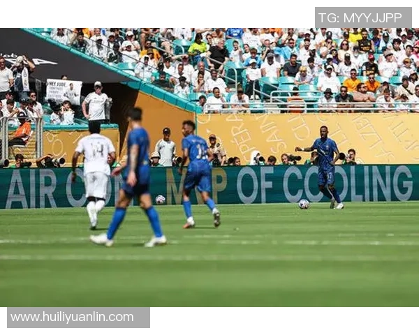 海信盛邀国际足球明星共庆体育盛事展现品牌魅力与激情