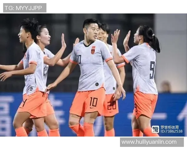 足球明星与女记者亲密互动视频引发热议网友纷纷点赞评论不断 足球明星与女记者亲密互动视频引发热议网友纷纷点赞评论不断